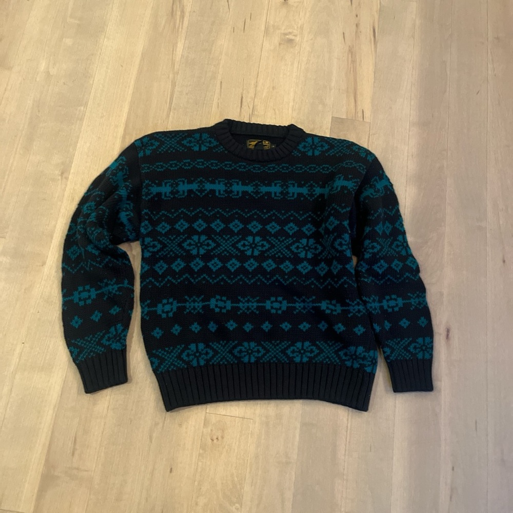 Eddie Bauer Vintage Black and Teal Sweater